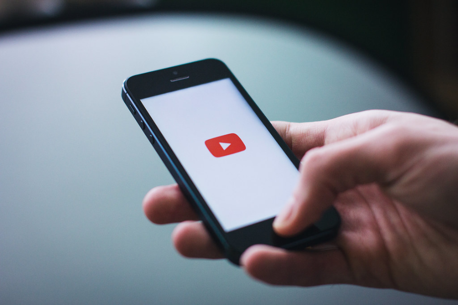 Splash screen of YouTube